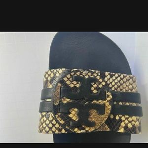 Toryburch flats, size 8  leather with snakeskin print, super comfortable